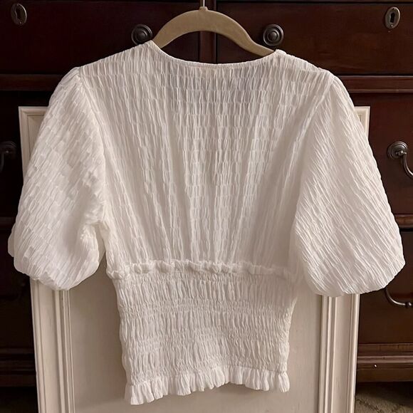 Idem Ditto white gauzy boho V neck with Puffed sleeves S - Picture 4 of 13